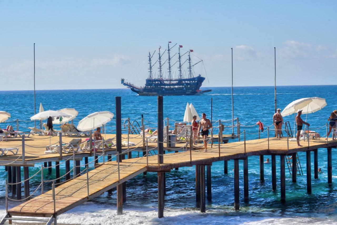 Blue Fish Hotel Konaklı Eksteriør billede